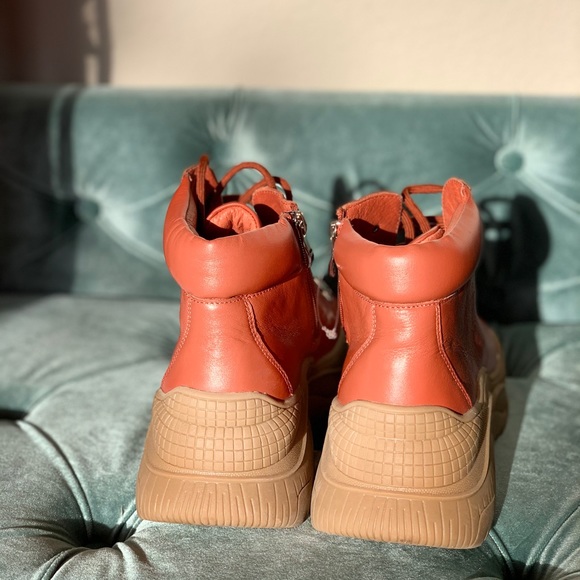 Jeffery Campbell Sneakerboot - Picture 3 of 4